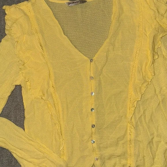 Yellow Ruffled V-Neck Button-Up Top - Picture 3 of 3